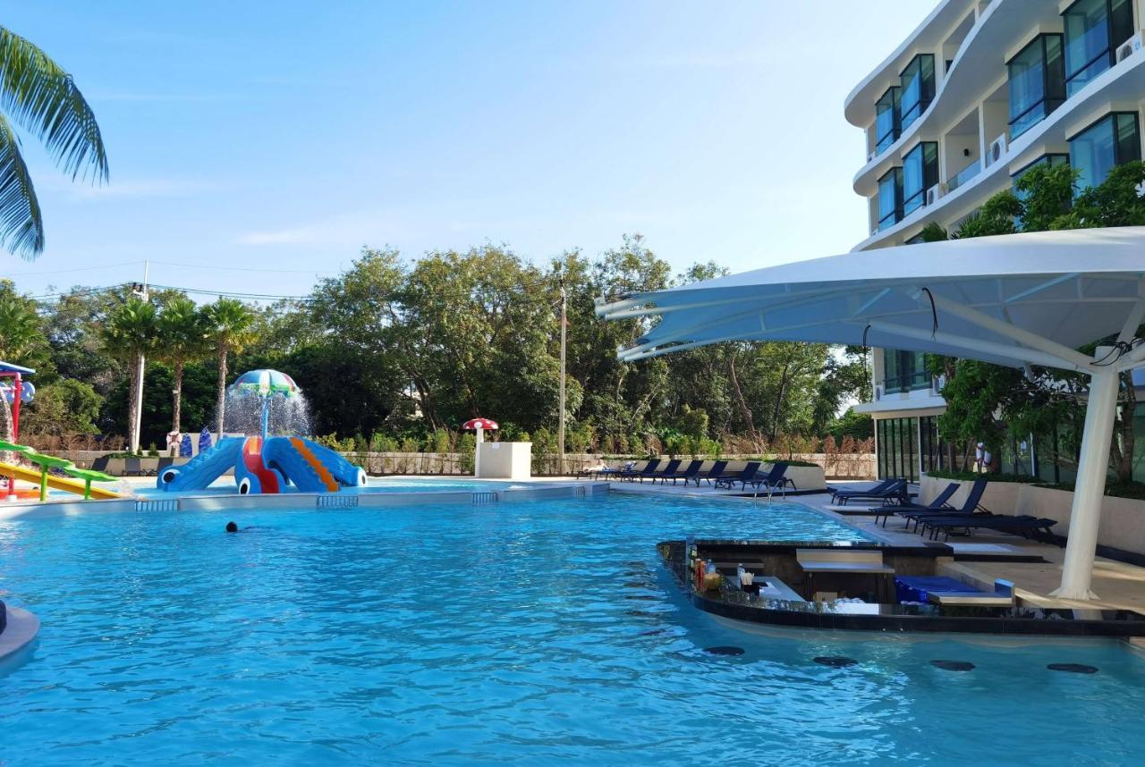 Wyndham La Vita Rawai Phuket Exterior foto