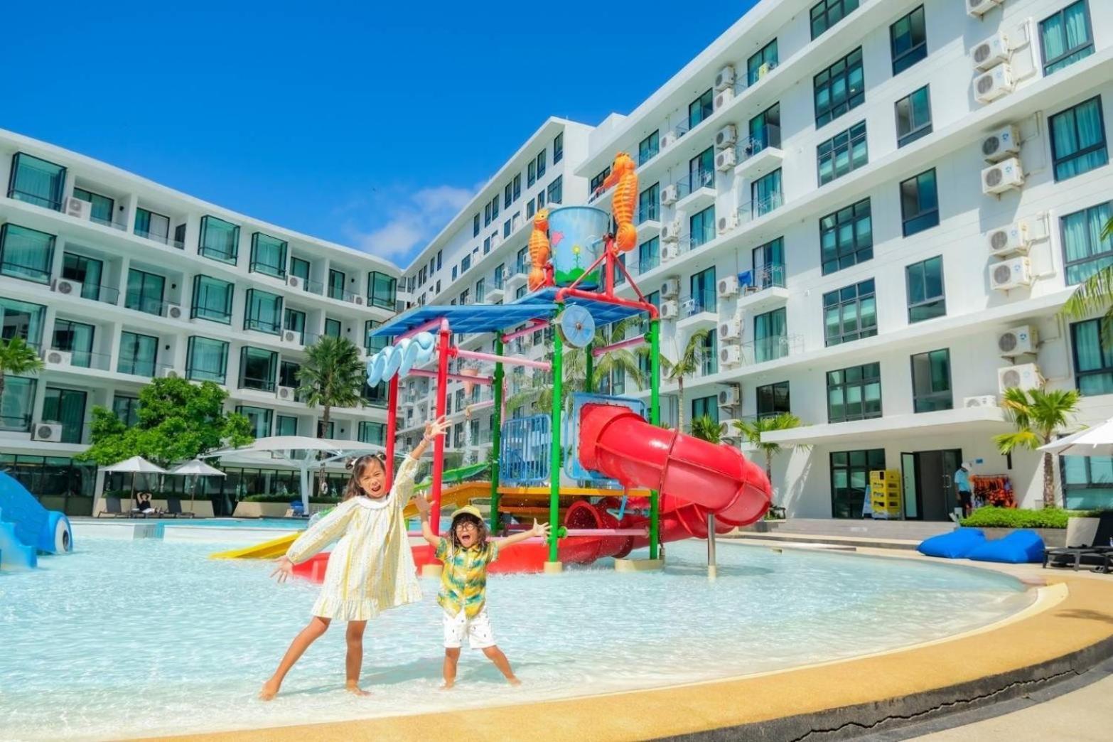 Wyndham La Vita Rawai Phuket Exterior foto